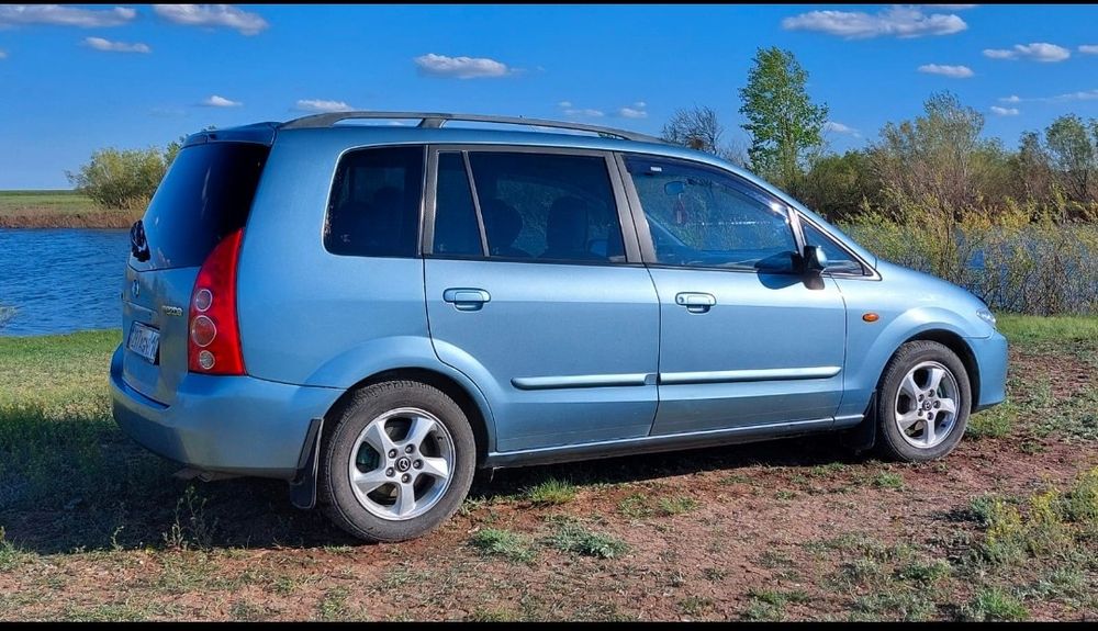 Спочно продается Мазда J премаси