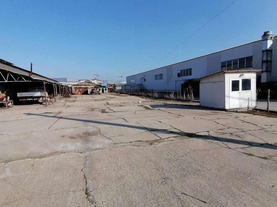 Închiriez teren Târgoviște