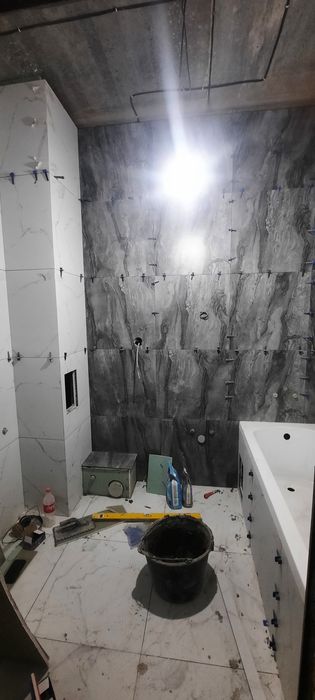 Кафельщик плитки, керамогранита