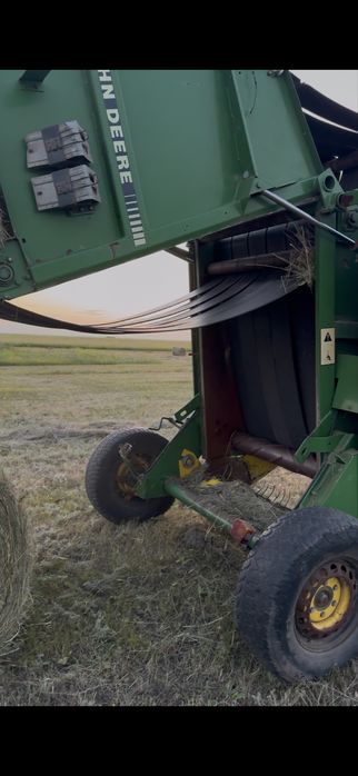 продам пресс подборщик John Deere 540