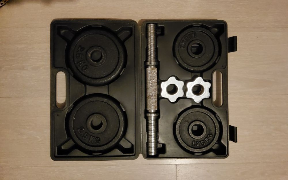 Спорт, книги,хоби.