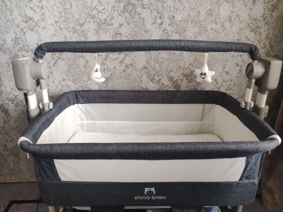 Кроватка с автоукачеванием