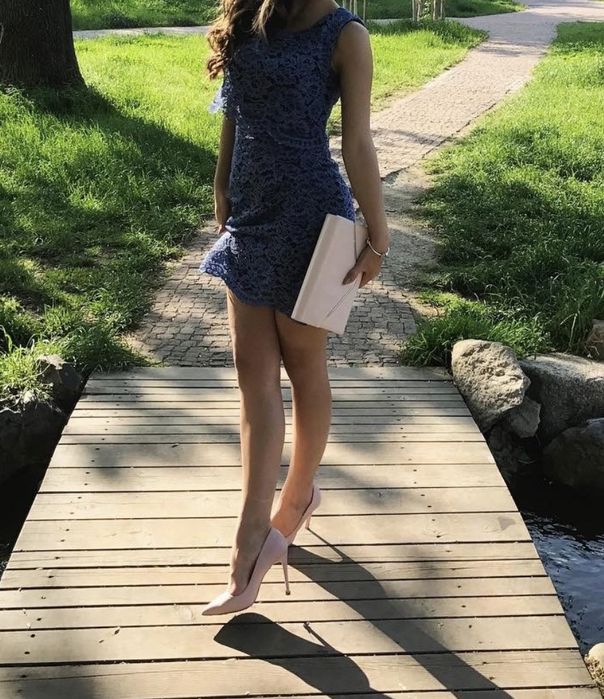 Официална синя рокля