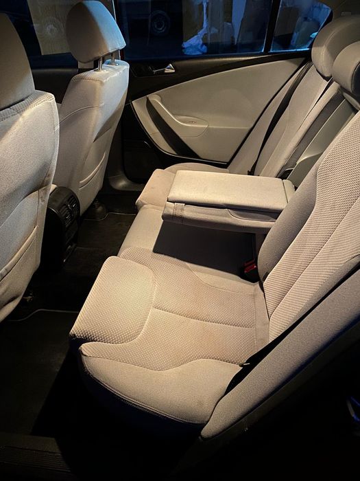 **Vw Passat 1.9 TDI 105 C.p BKC Limusină High-line Top Adus Germ