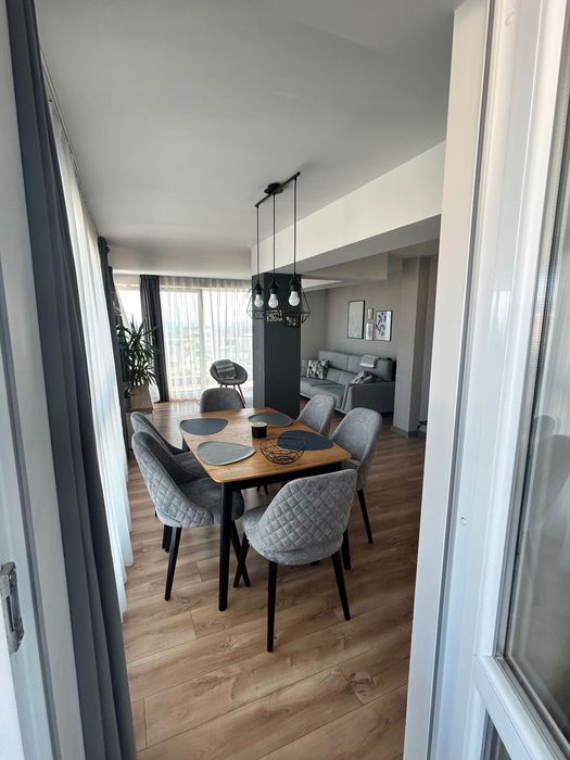 Продава се Тристаен апартамент в Варна, Център - 148 кв.м за 913 €/кв.м - Снимка #4