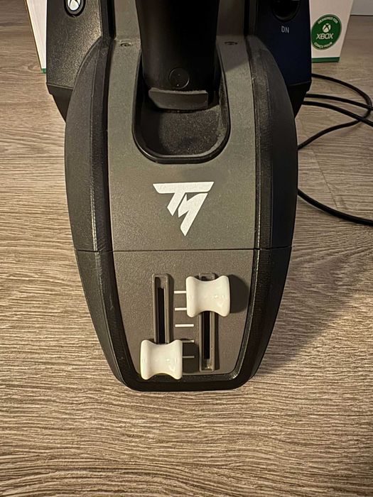 Thrustmaster Boeing Yoke + Throttle