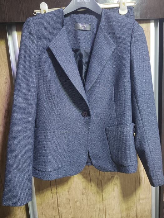 Dvoyka Kastyum va yubka