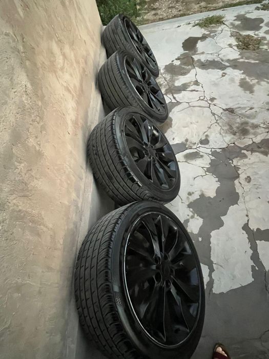 Продам диски R 19