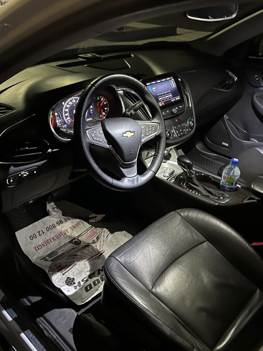 Chevrolet Malibu primer 2020