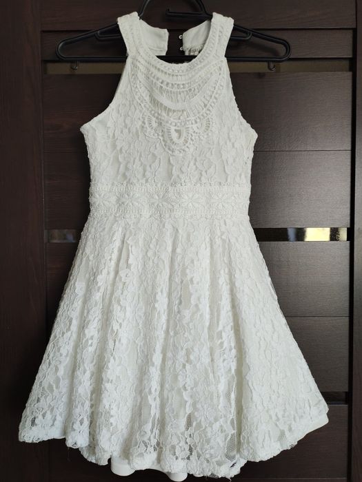 Кружевное платье