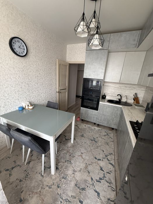 Продам 3 комнатную квартиру