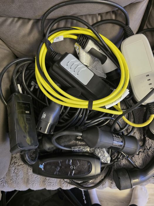 Statii si incarcator masini electrice Tesla VW Audi Mercedes Hyundai