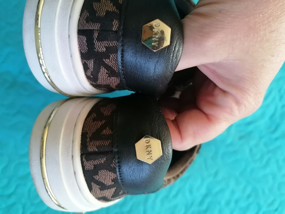 DKNY оригинални кецове