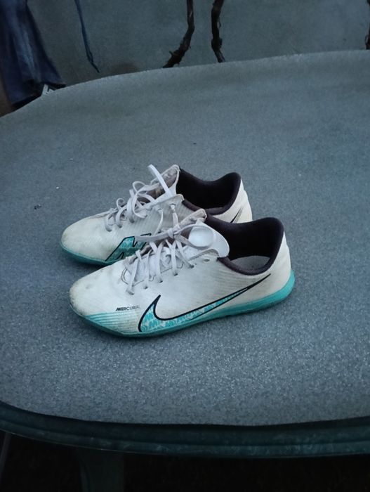 Ghete de fotbal nike