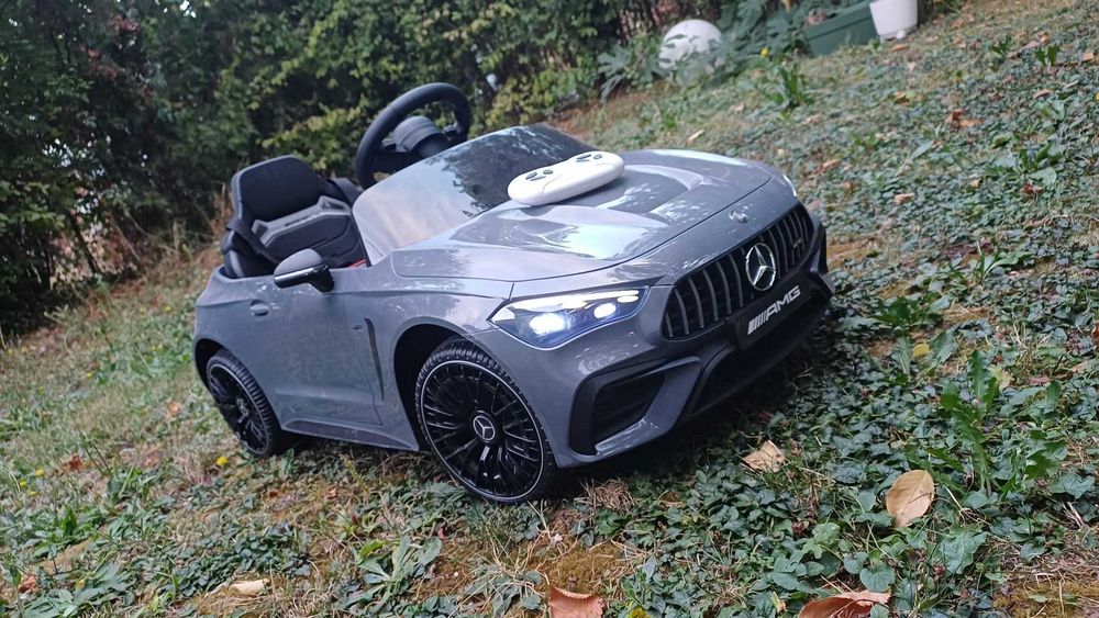 Електрическа акумулаторна детска кола Mercedes AMG CLE 53