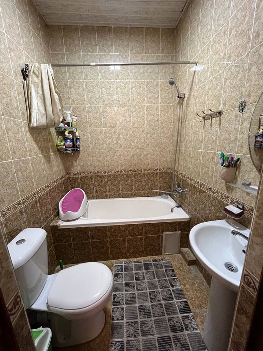 Ховли 4сотих 5хона