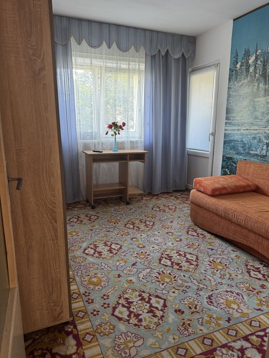 Inchiriez apartament 4 camere