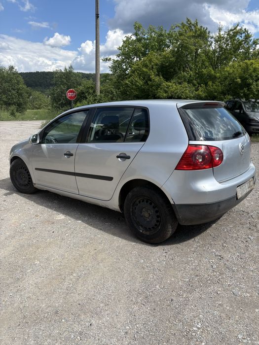 Golf 5  на части десен волан