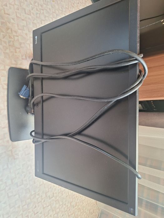 Монитор BENQ LCD