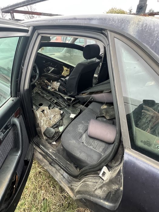 Audi A4 На Части