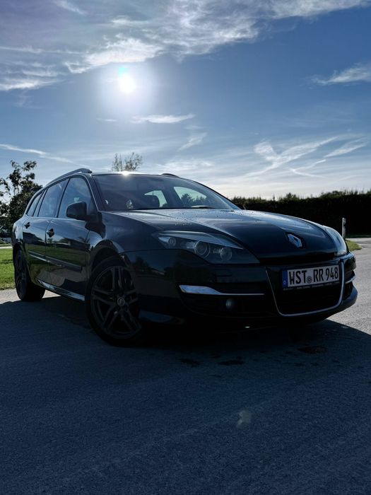 Renault Laguna 3 .