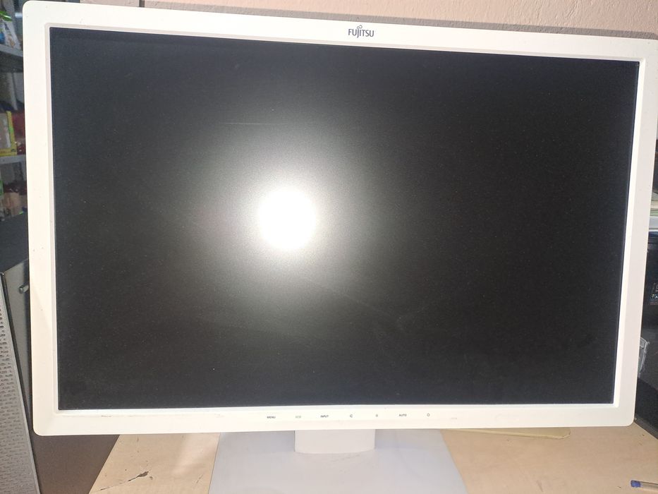 Unitate calculator+Monitor 24 Inch