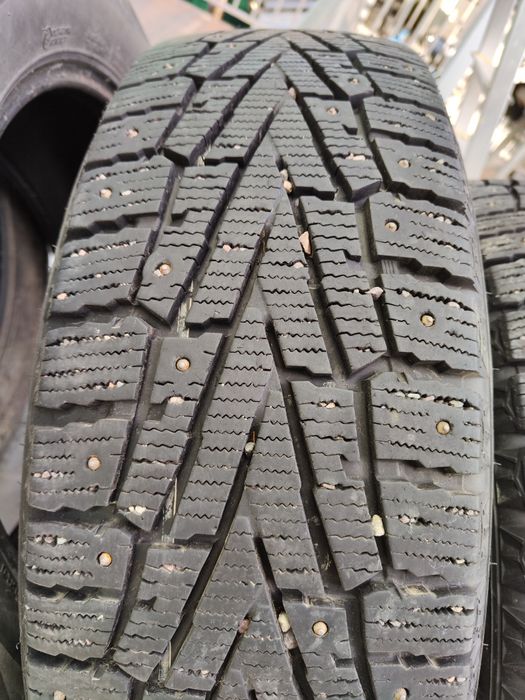 Зимняя шипованная резина