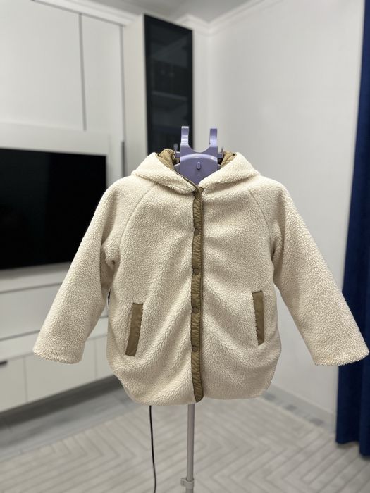 Продам детскую куртку