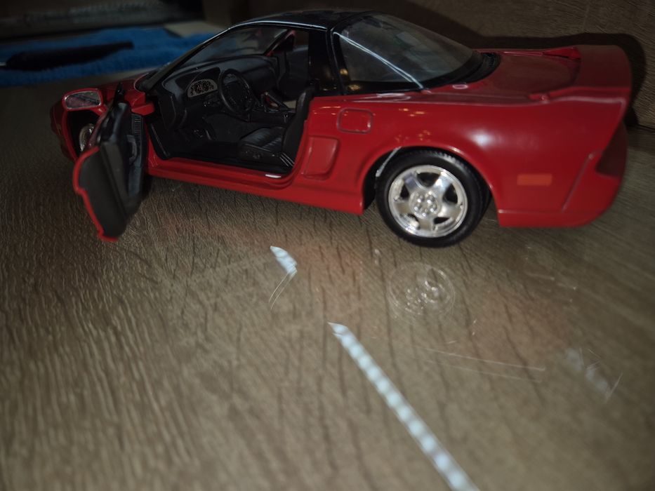 Machete auto1/18 metal