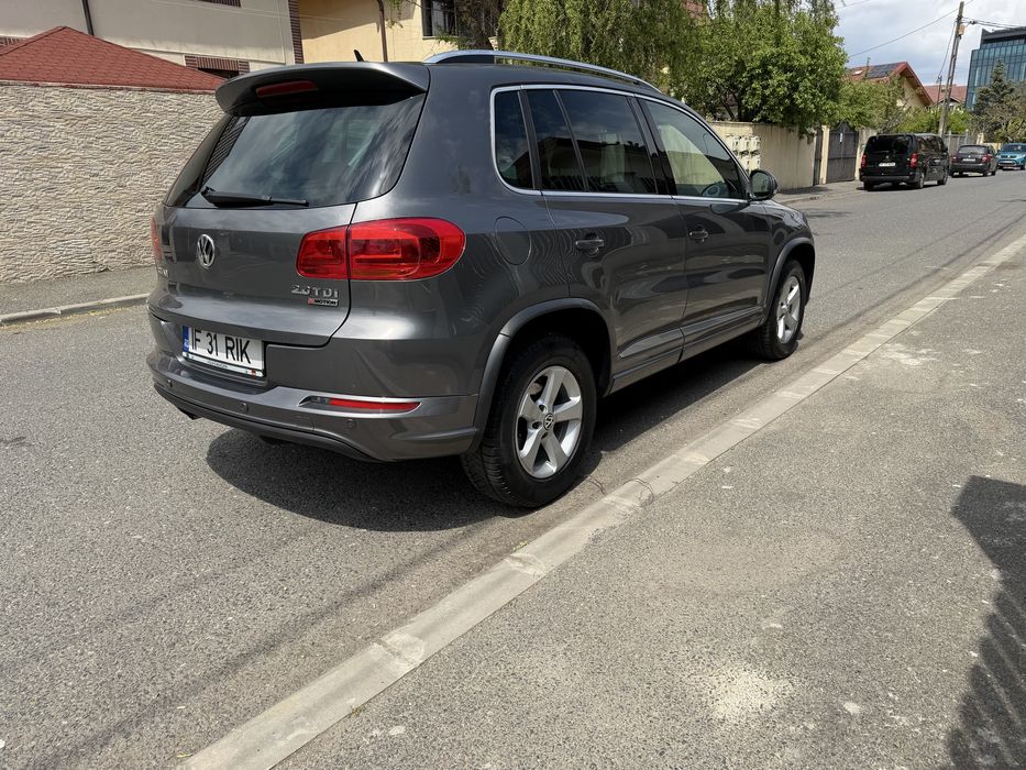 VW Tiguan R line 2.0 TDI 4 motion