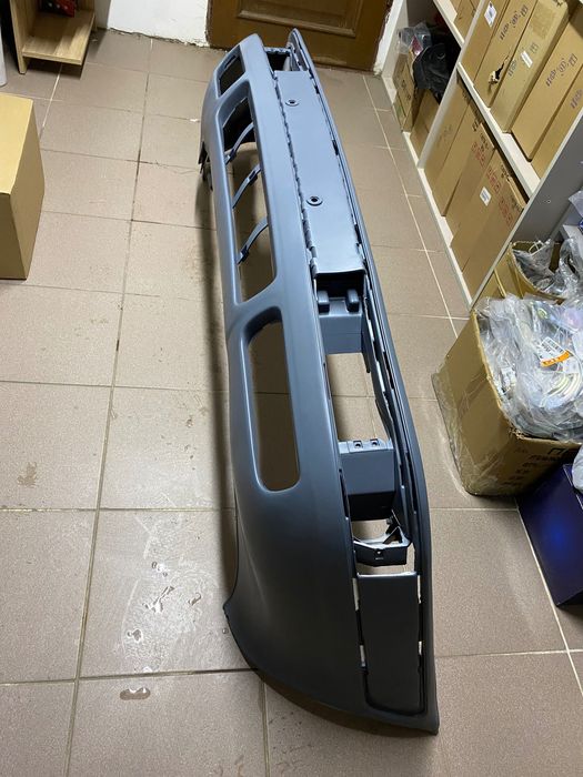 Бампер передний Audi 80 B4 Ауди Б4