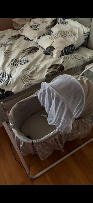 Детский электронный манеж