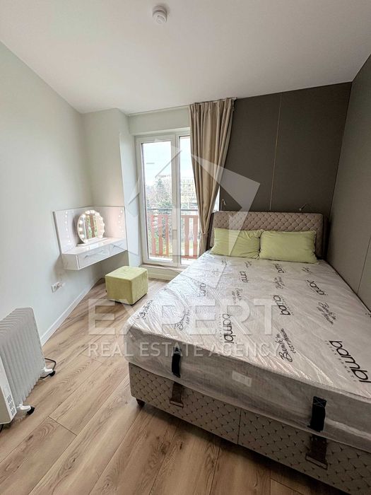 Двустаен апартамент в к.к. Св. Св. Константин и Елена, 67 м², 700 евро