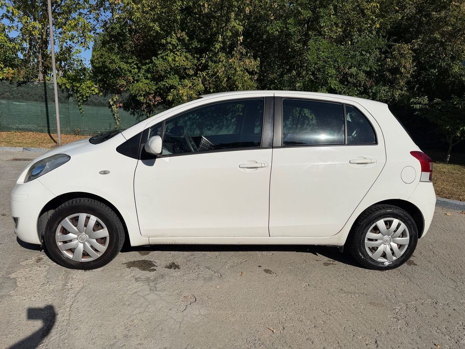 Toyota Yaris Toyota Yaris 1.0 VVT-i, 2011, 152.900 km, întreținută, istoric service