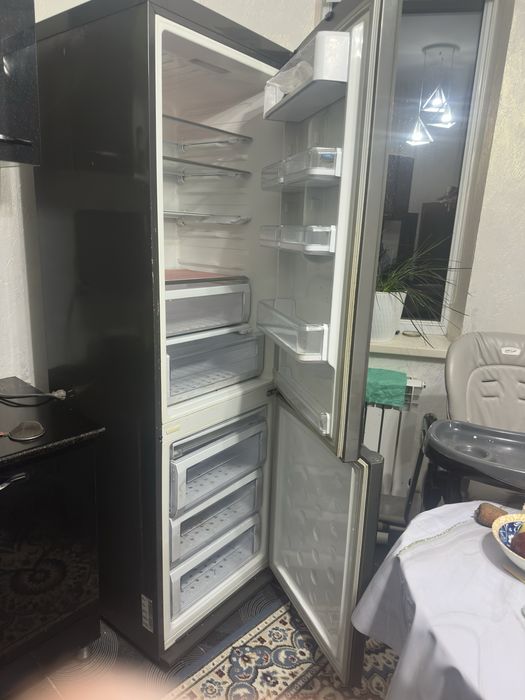 Холодилник и морозилник