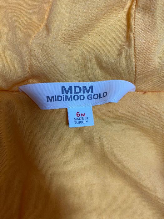 Продам комбинезоны детские