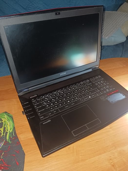 Vând laptop msi gt72 2pe dominator pro+ notebook cooler slim Hama