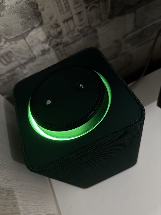 Продам Яндекс Станцию Макс