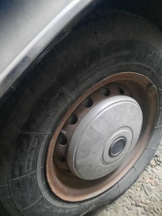 Lada vaz2106 сотилади