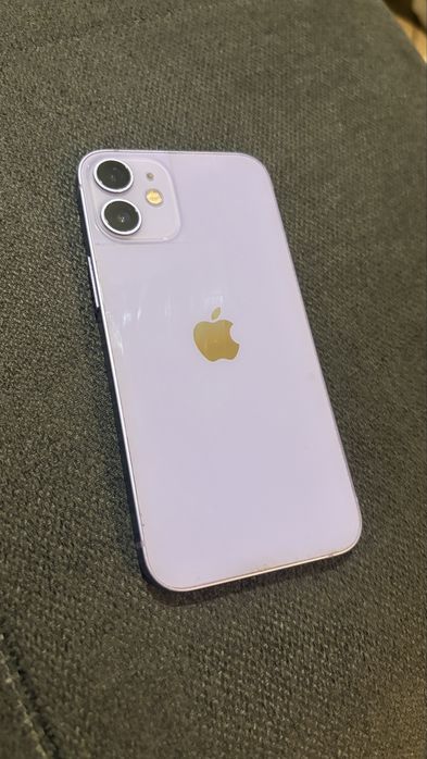Телефон iPhon 12 mini