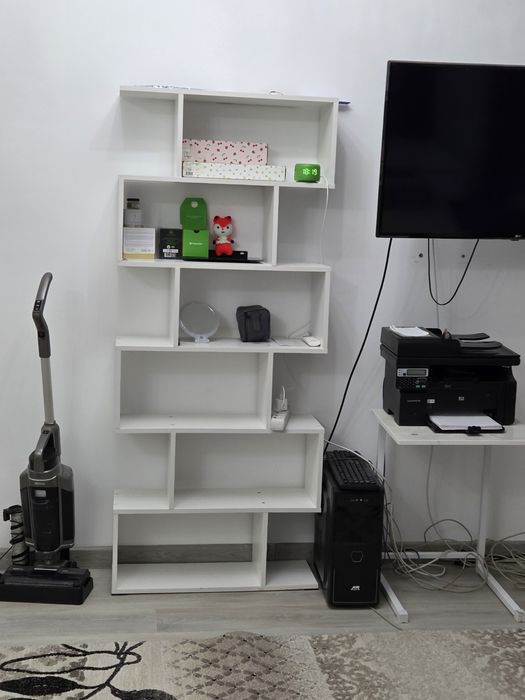 Продам полки в отличном состоянии