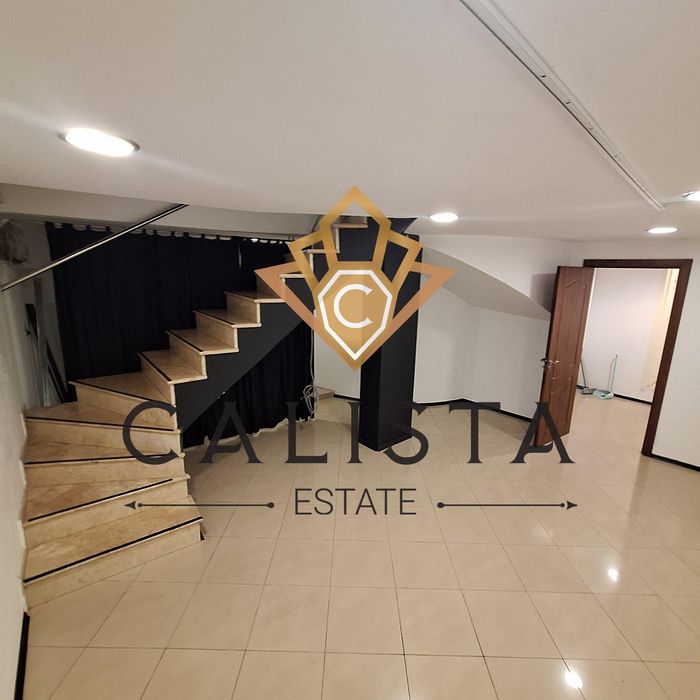 Дава се под наем Магазин в Пловдив, Център - 111 кв.м за 1122 € - Снимка #6