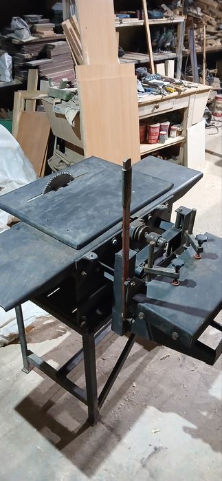 3 операционна дърводелски машина