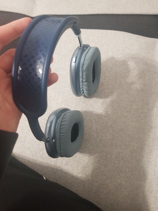 2 perechi airpods 2 max