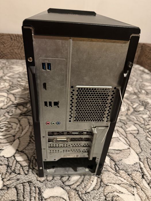 Sistem PC Gaming ASUS ROG Strix