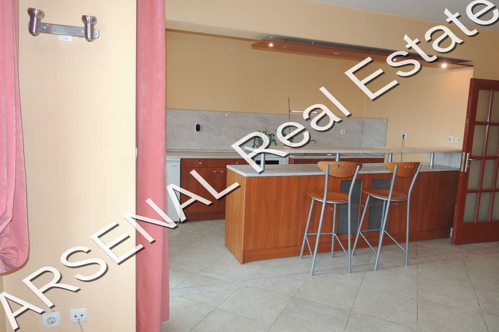 Дава се под наем Ателие в София, Лозенец - 50 кв.м за 425 € - Снимка #1