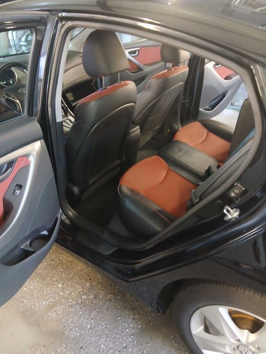 Автомобил продажба