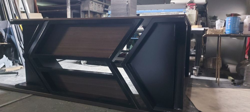 Birou modern pe colt