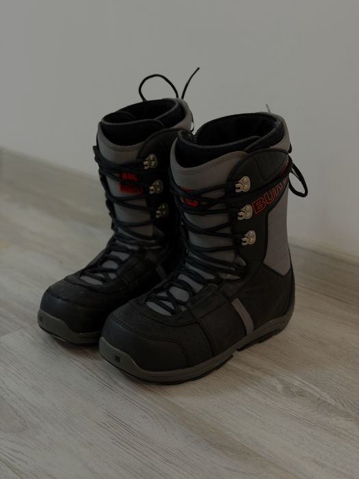 Продам сноуборд в полном комплекте