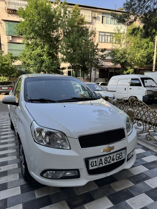 нексия 3 в отличном состояний